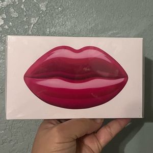 NEW KKW Fragrance Lip - color pink